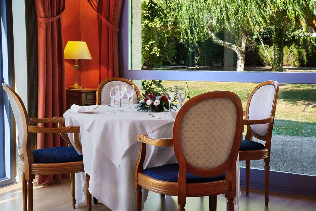 Brit Hotel Florimont Saint-Ferréol المطعم الصورة